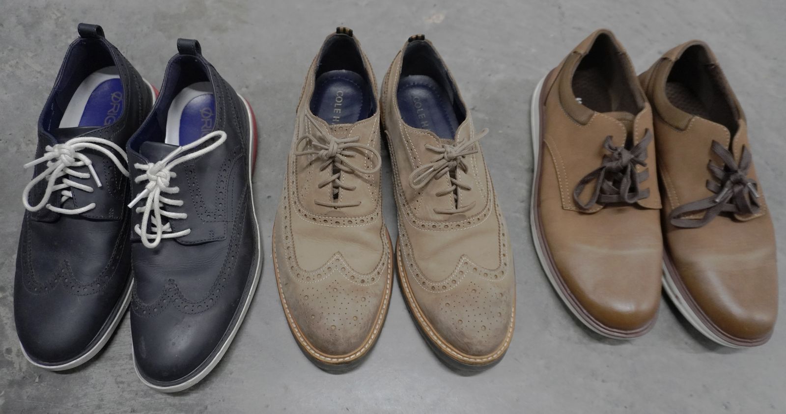 Men's Dress Shoes - Size 10/9.5