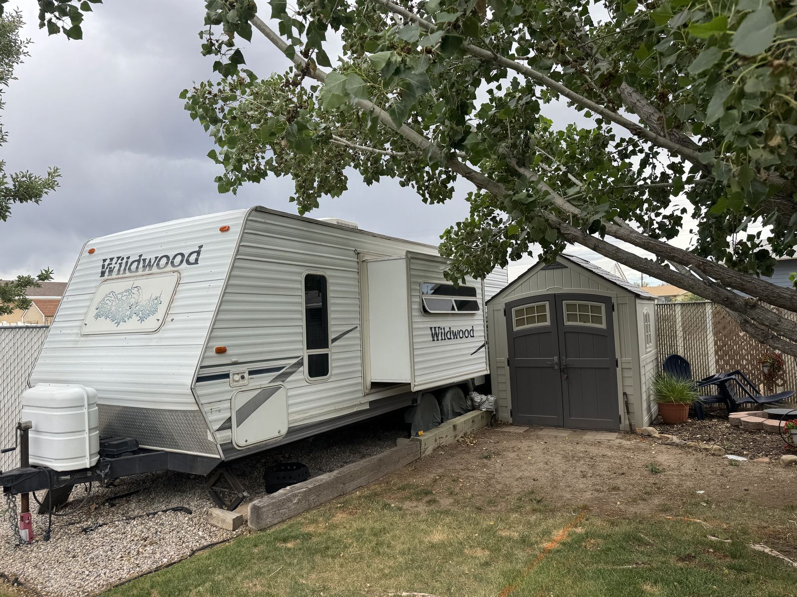 2006 Wildwood 23FBL Travel Trailer | Slide Out | Front Bed | Rear Bath