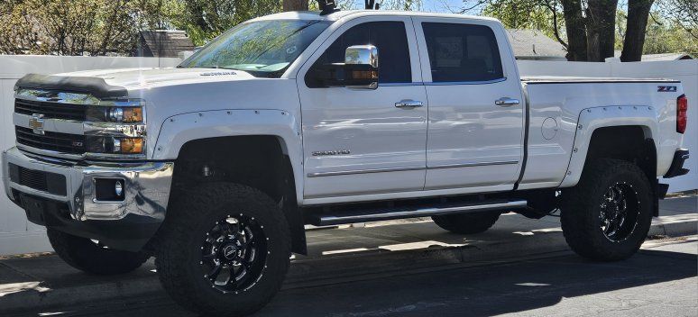 Chevrolet Silverado 3500 HD LTZ Z71 Duramax White Crew Cab Truck 2015