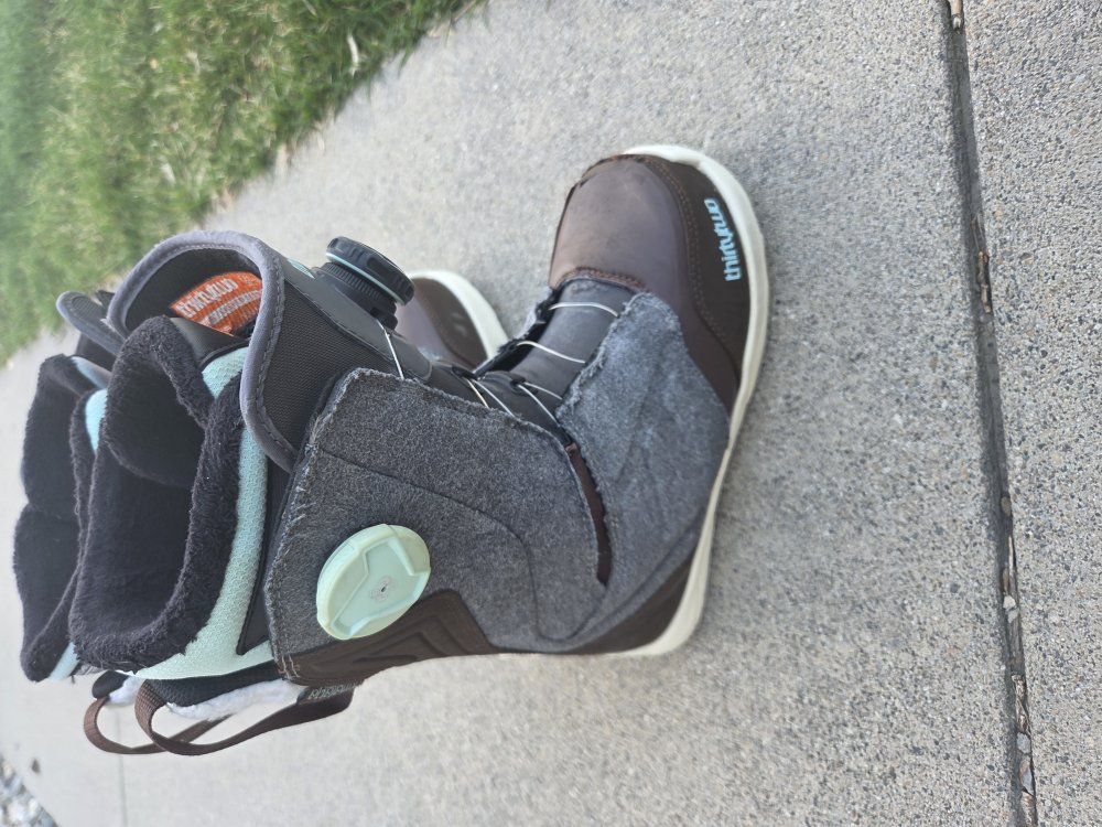 ThirtyTwo Women's Snowboard Boots - Size 7.5