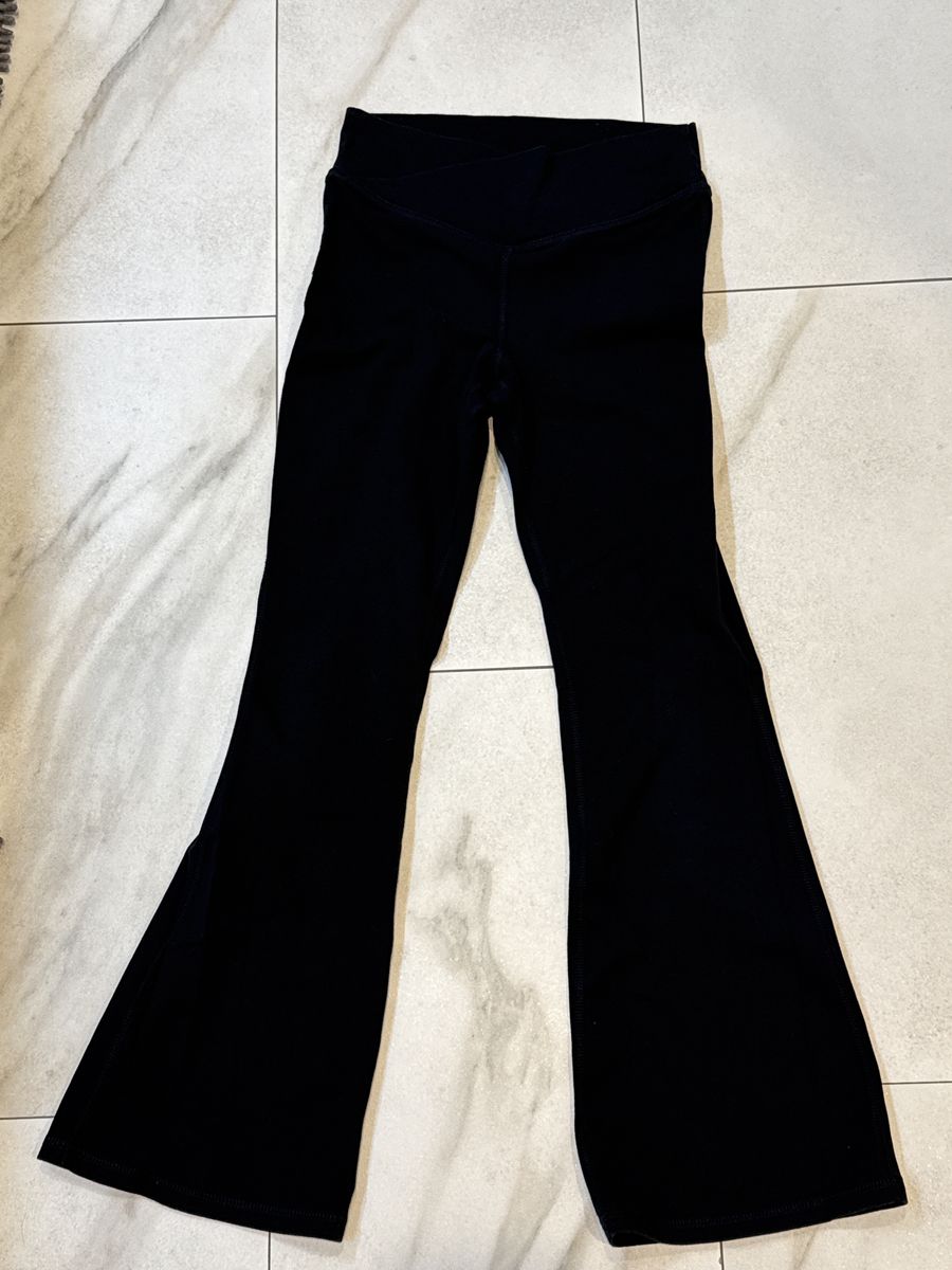 Old Navy Active Flare Size 10-12 Leggings