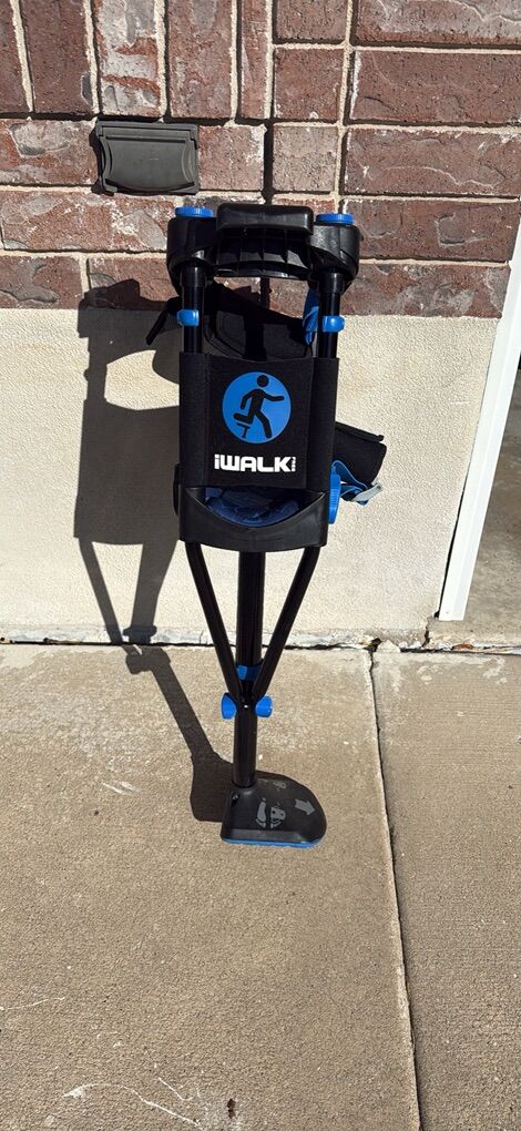 iWALKfree 3.0 - Better Than A Knee Scooter