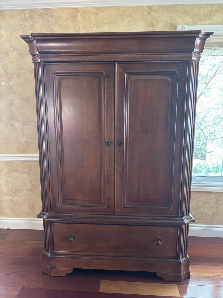 Armoire