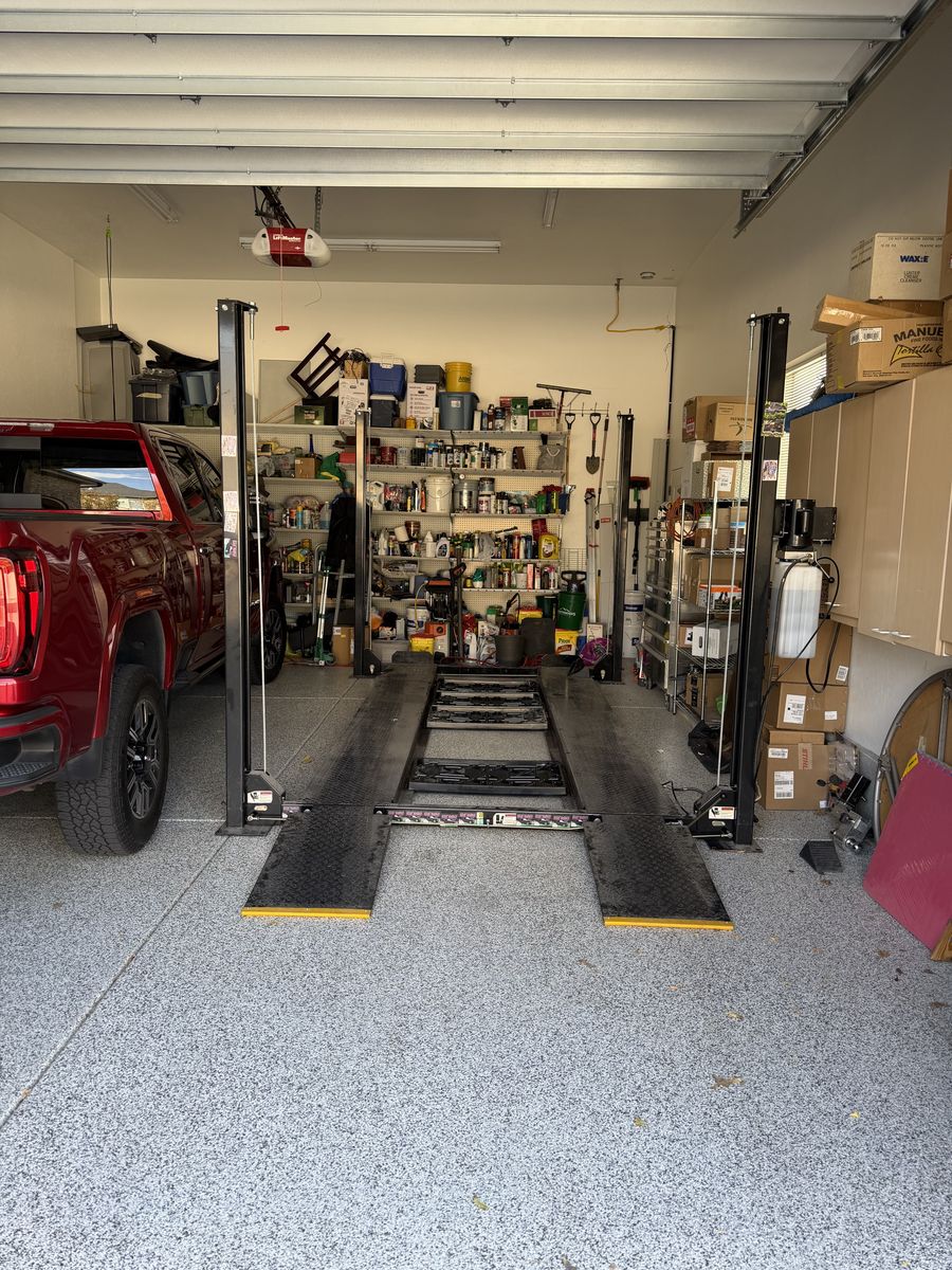 Atlas PP8H 8,000 lbs Lifting Capacity 110V/60Hz/1 Phase Auto/Parking Lift