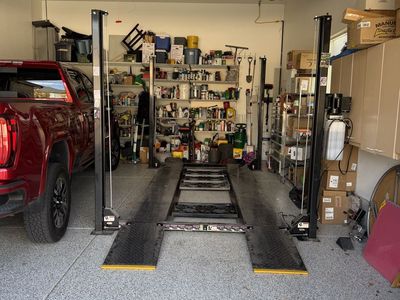 Atlas PP8H 8,000 lbs Lifting Capacity 110V/60Hz/1 Phase Auto/Parking Lift