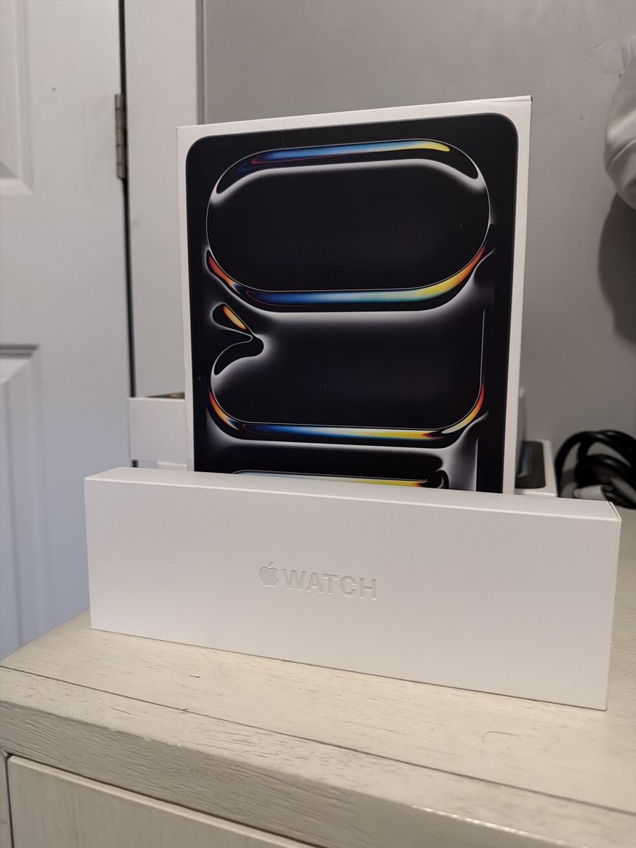 iPad 11 inch pro Apple Watch series 11