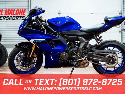 2025 Yamaha YZF-R7 Team Yamaha Blue - Y19991-C-ACC