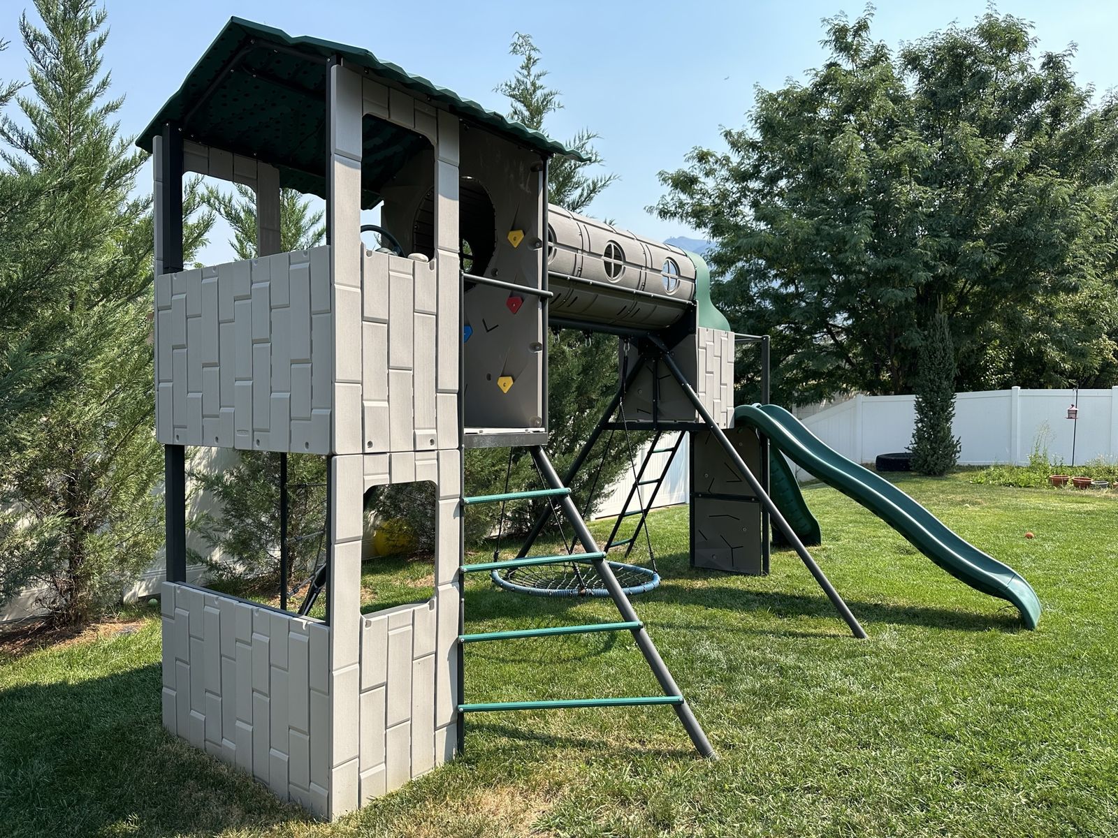 Main image 2