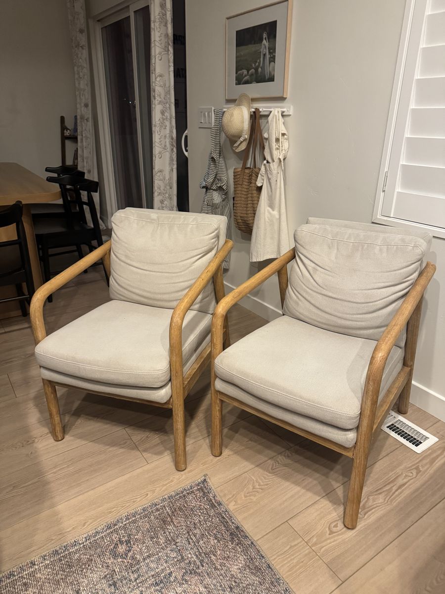2 Chairs
