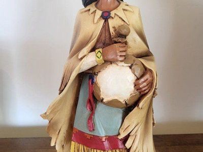Pacific Rim Native American Indian 13 1/2 "H