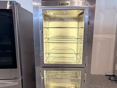 Traulsen 30-Inch High-Performance Reach-In Commercial Refrigerator