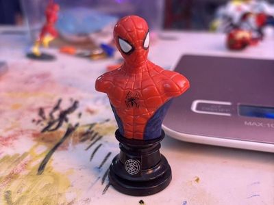 Marvel Comics Spider-Man Mini Bust Figure Collectible