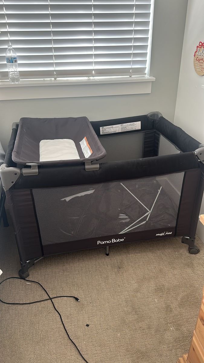 Baby Crib 