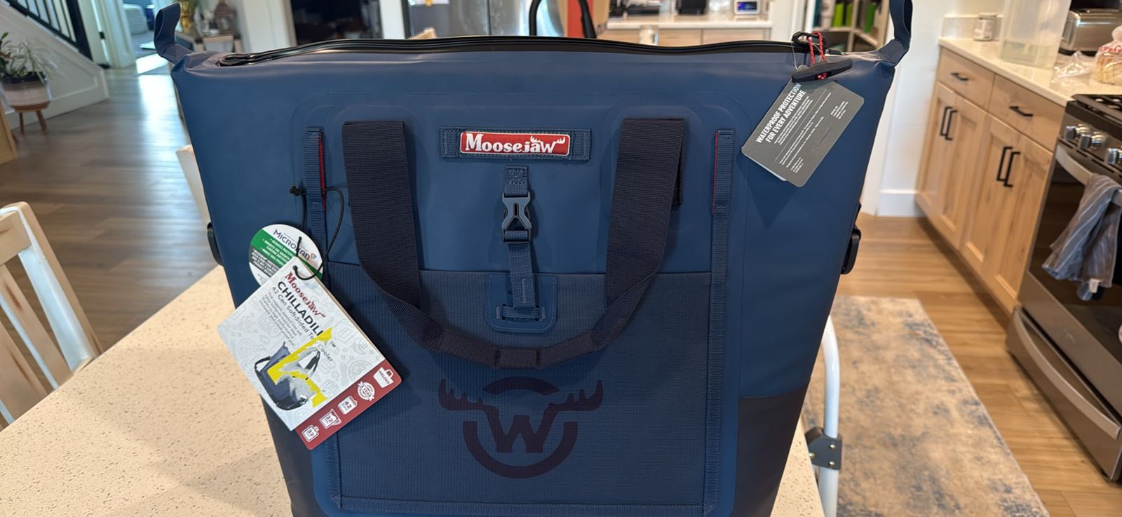 Moosejaw Chilladilla 42-Can Soft Cooler – New With Tags