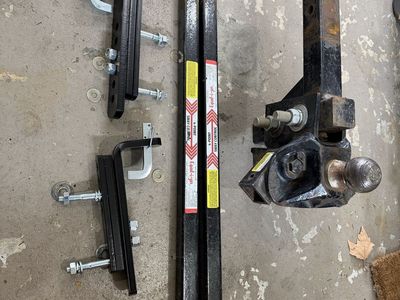 Equal-i-zer Weight Distribution Hitch w/Sway Control