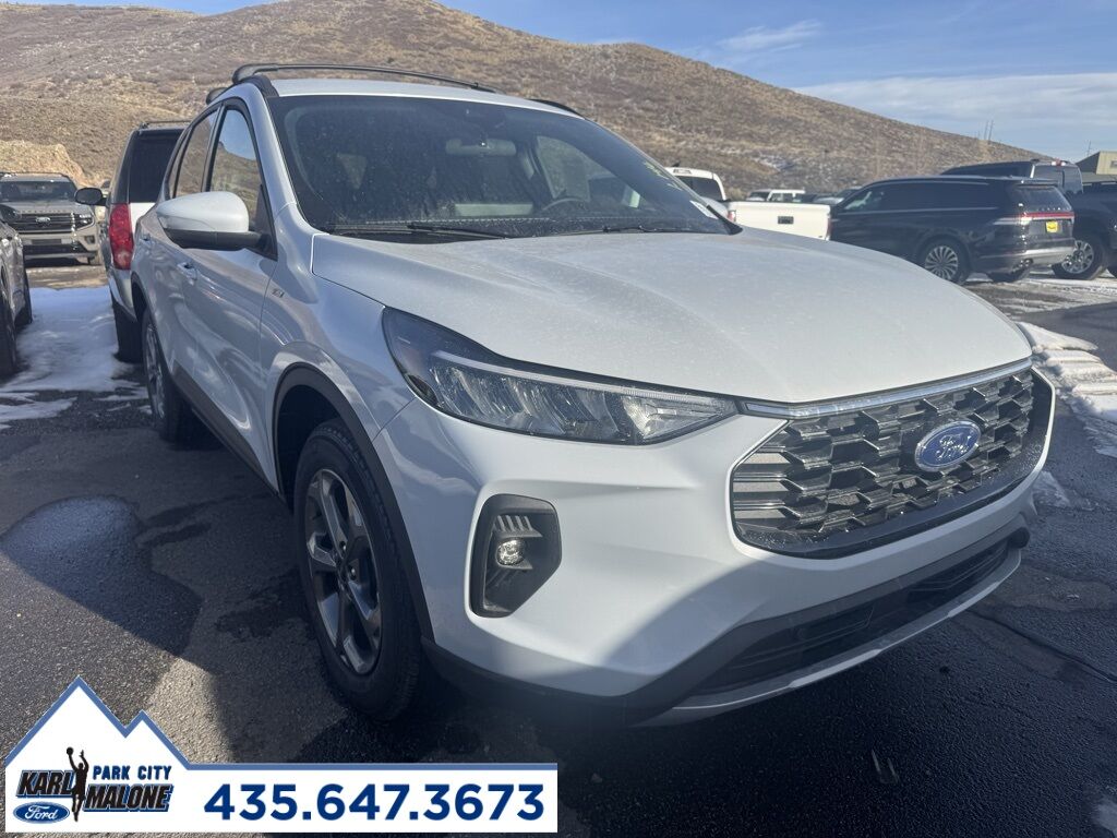 2026 Ford Escape ST-Line Select