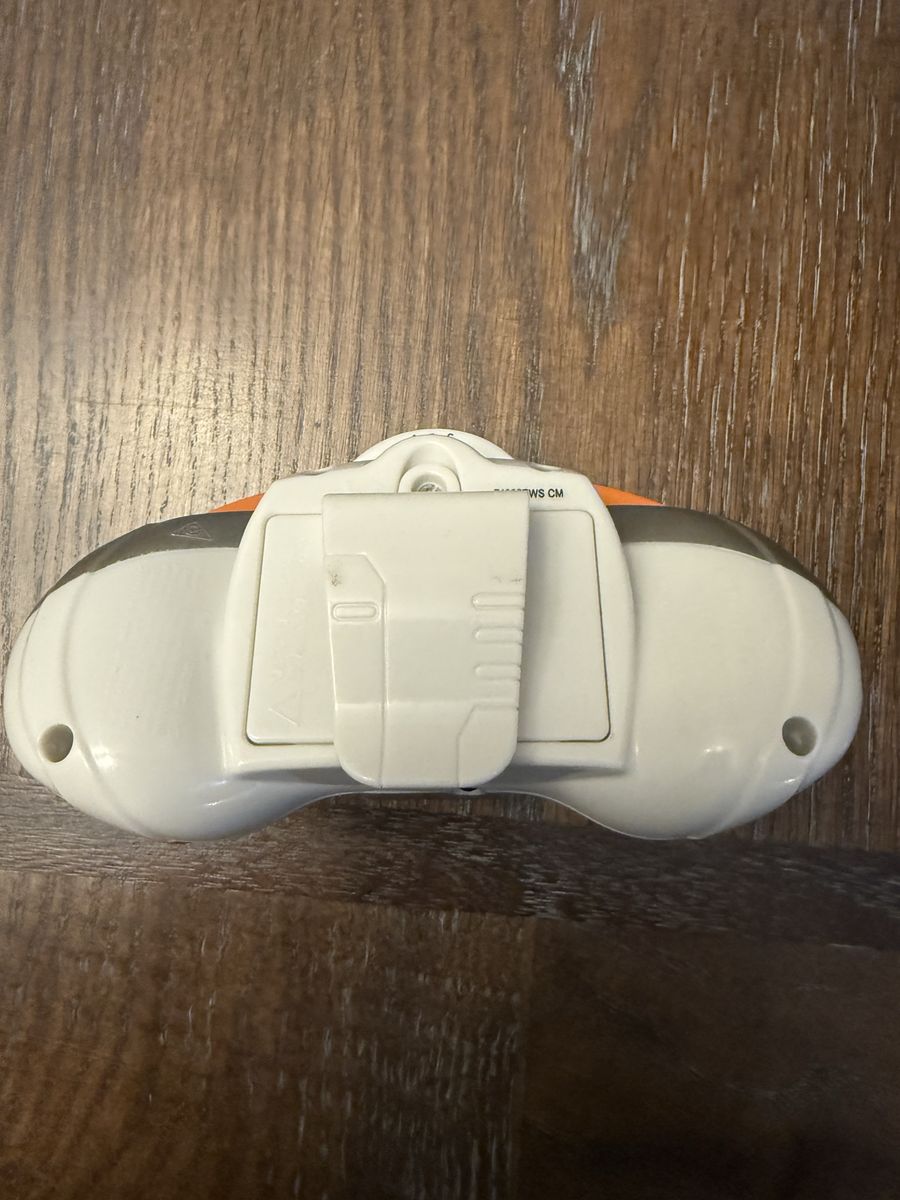 Main image 6