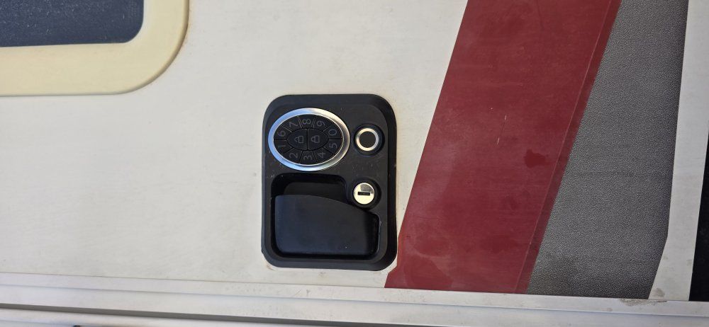 Pacific Coachworks Rage'N Camper