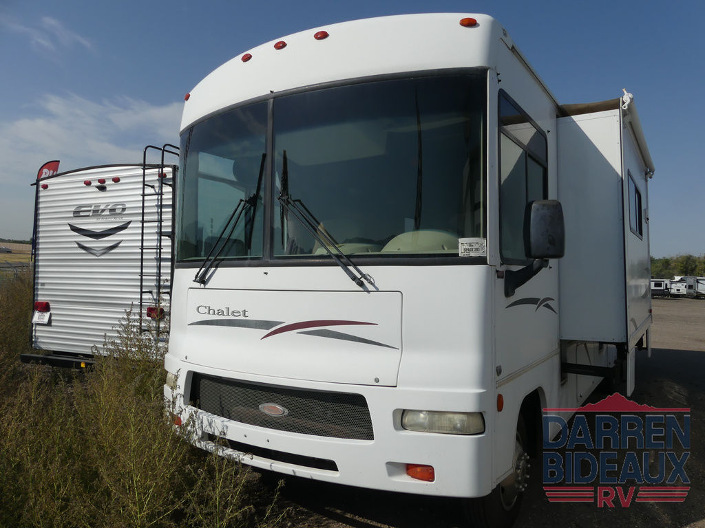 2009 Winnebago Chalet 30KR
