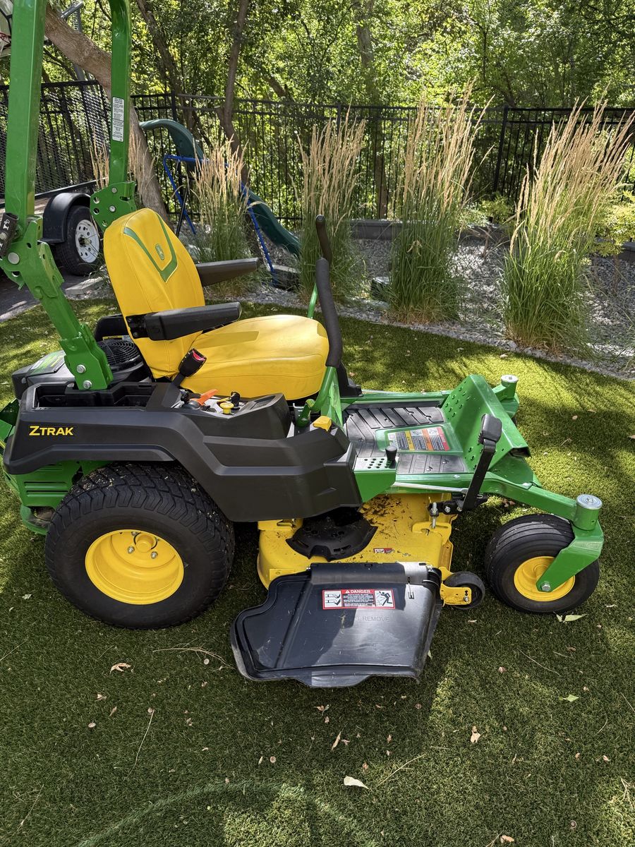 2021 John Deere Z530M Zero-Turn Mower
