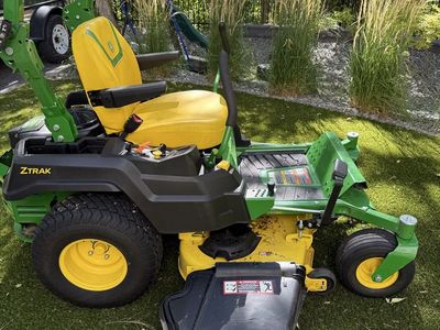 2021 John Deere Z530M Zero-Turn Mower