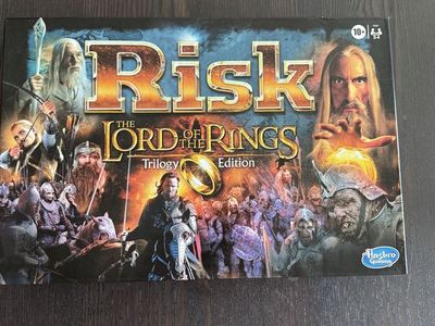 Risk lord of the rings board game