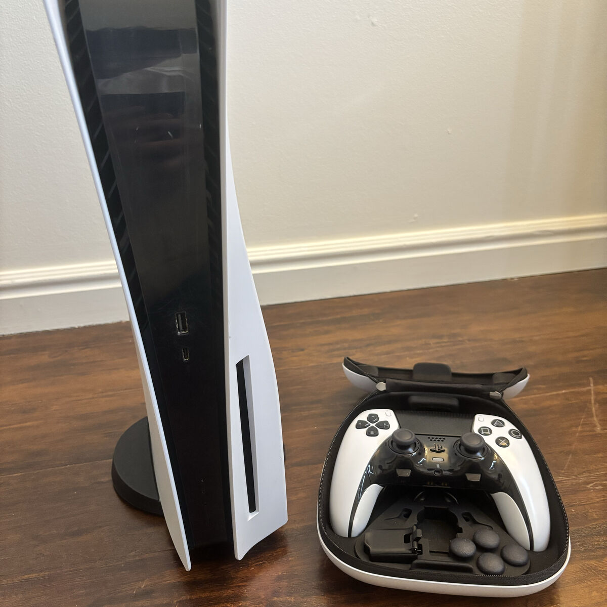 PS5 + Edge Controller + 240Hz Monitor $700