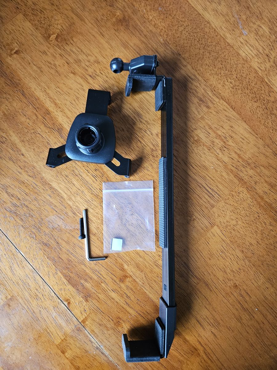 LUNQIN Car Phone Holder