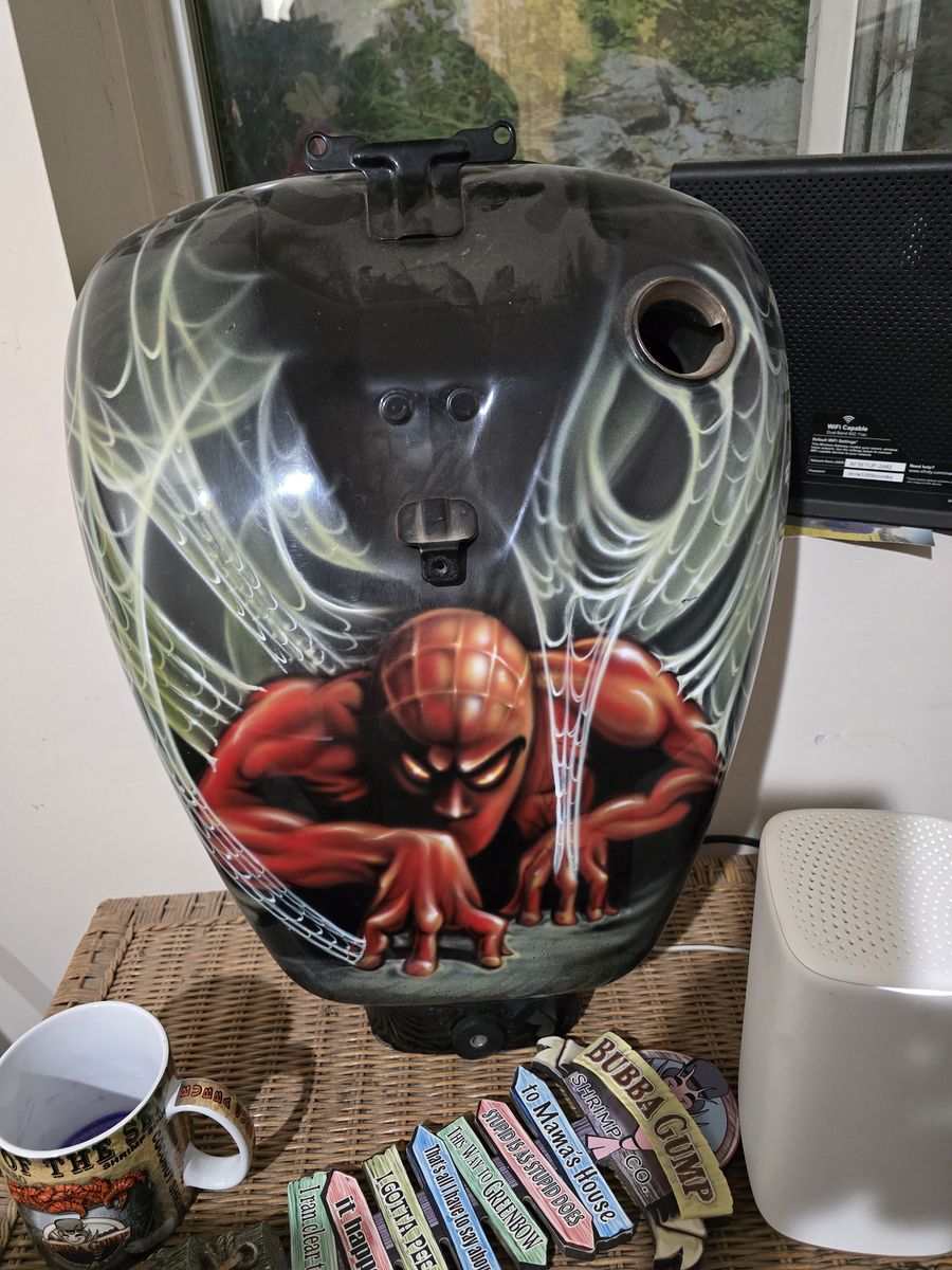 Suzuki Intruder Custom Tank