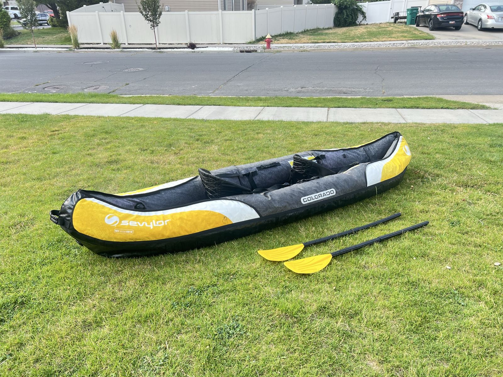 Sevylor Colorado 2-Person Inflatable Kayak - Gray/Yellow with Oars