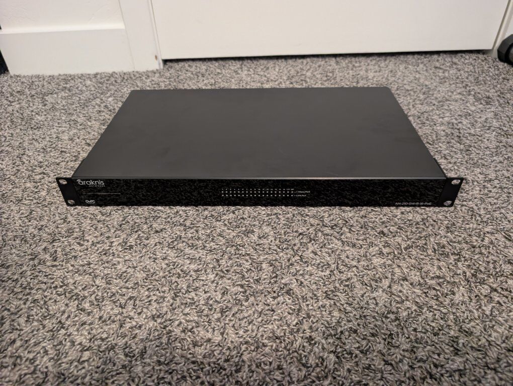 Araknis 16 port poe switch