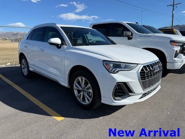 2025 AUDI Q3 quattro S line Premium 45 TFSI