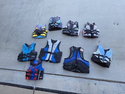 9 life vests 15 each