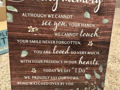 In Loving Memory Wedding Memorial Sign - Eucalyptus & Wood Grain, Never Forgotten Quote