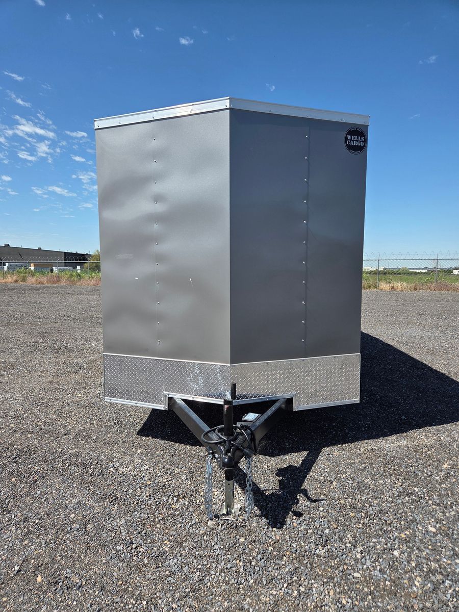 Main image 6