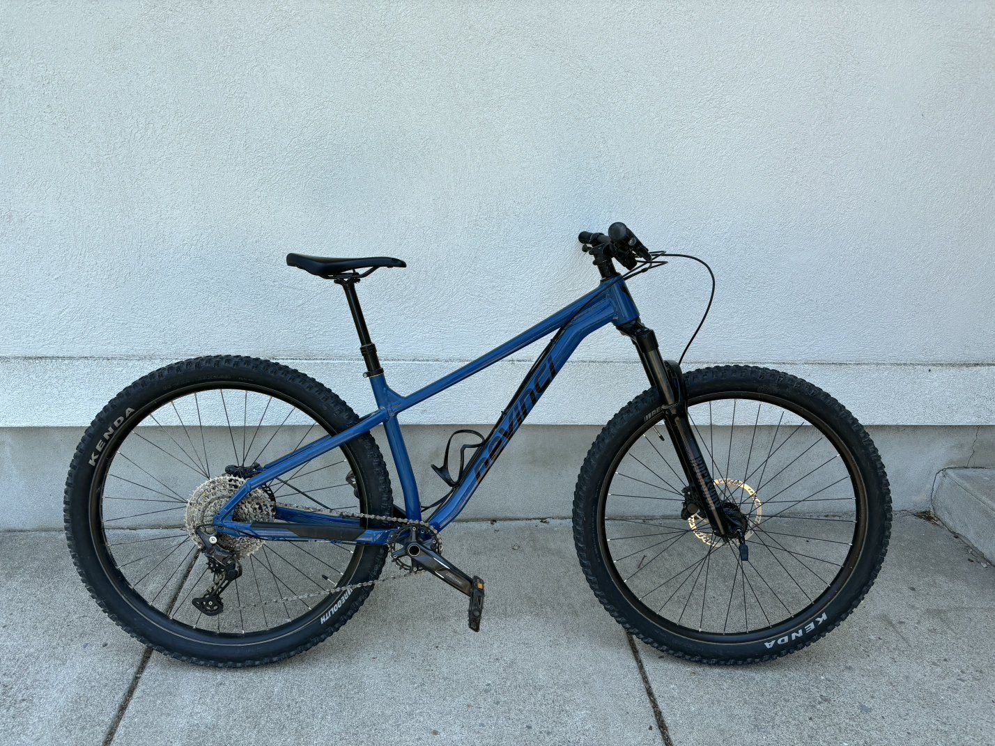 Devinci brand mountain bike