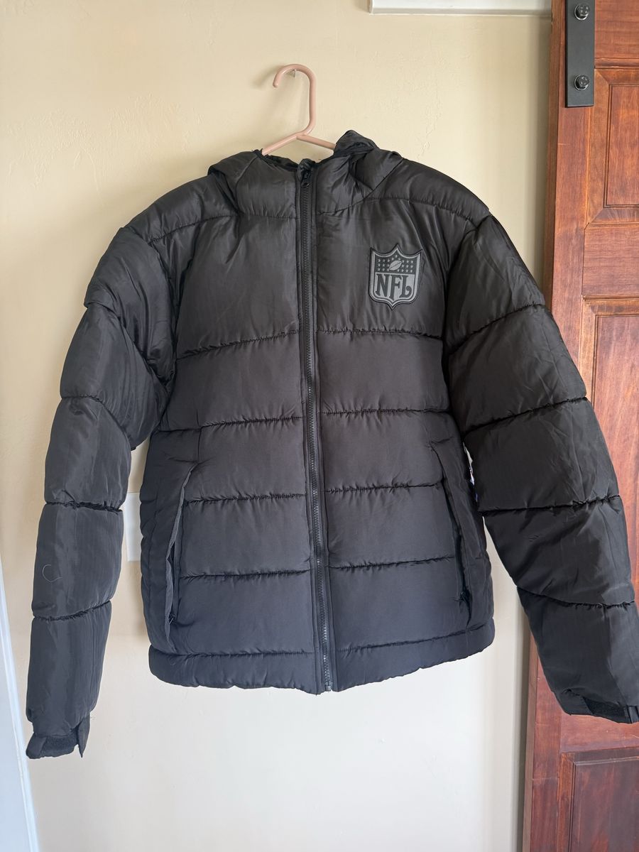 NWT Men’s NFL Puffer Coat