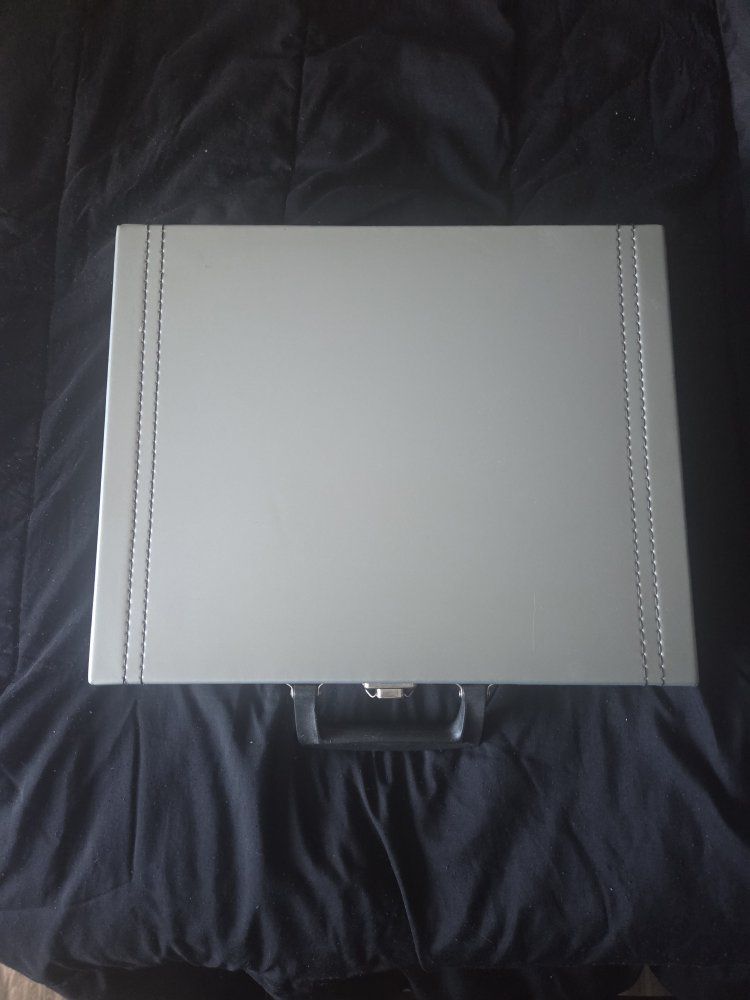 Main image 7