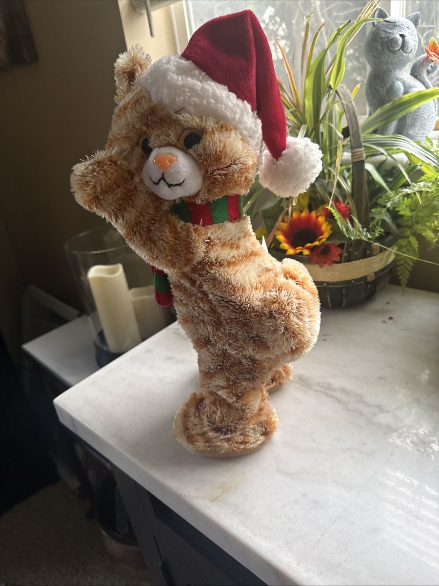 Holiday Winter Wonder Lane Animated Twerking Cat "Baby Got Back