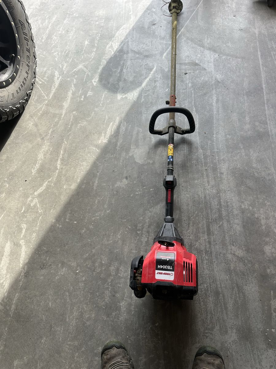 Troy Built Weed Wacker