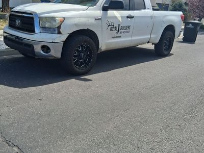 2010 TOYOTA TUNDRA SR5 V8