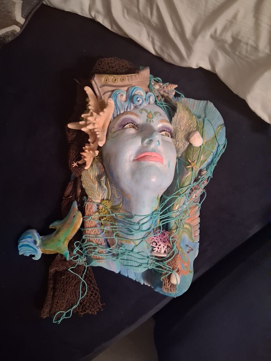 Main image 2