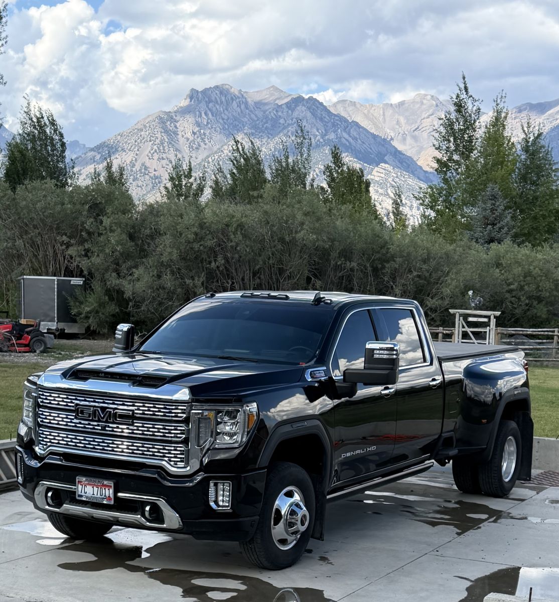 2023 GMC Sierra 3500HD Denali