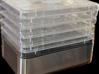 Magic Mill Compact Food Dehydrator Like New