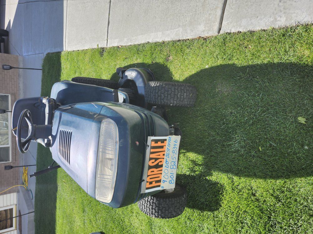 Craftsman riding lawn mower