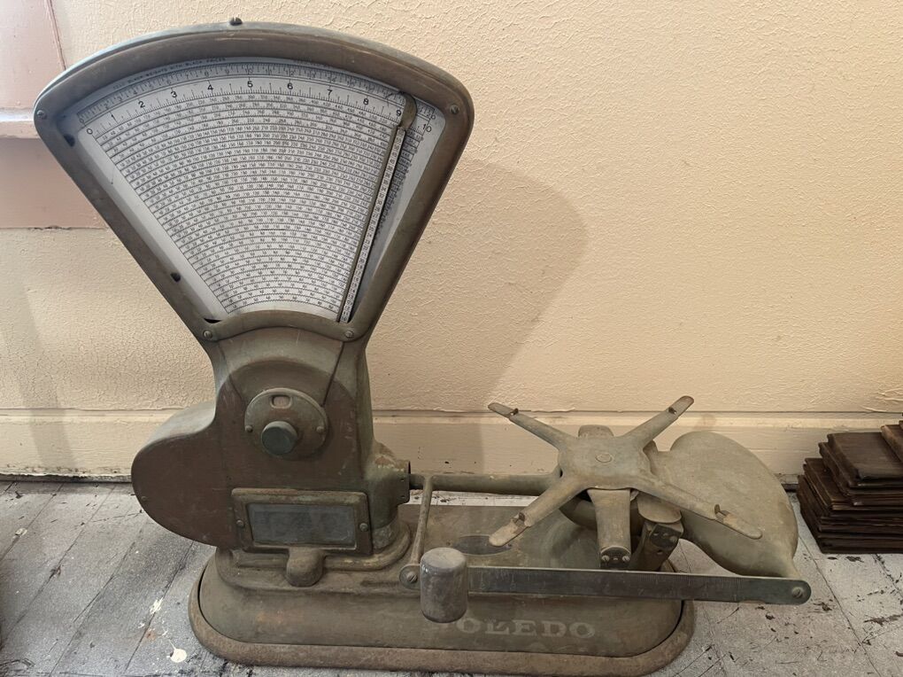 Vintage TOLEDO Scale