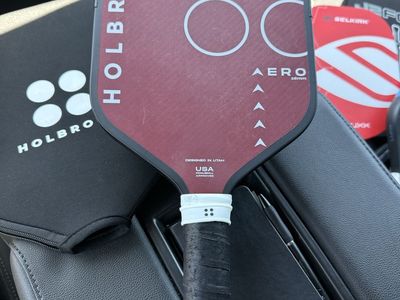 Holbrook Aero Kevlar T1 Pro Series 16mm Pickleball Paddle - Maroon/Black