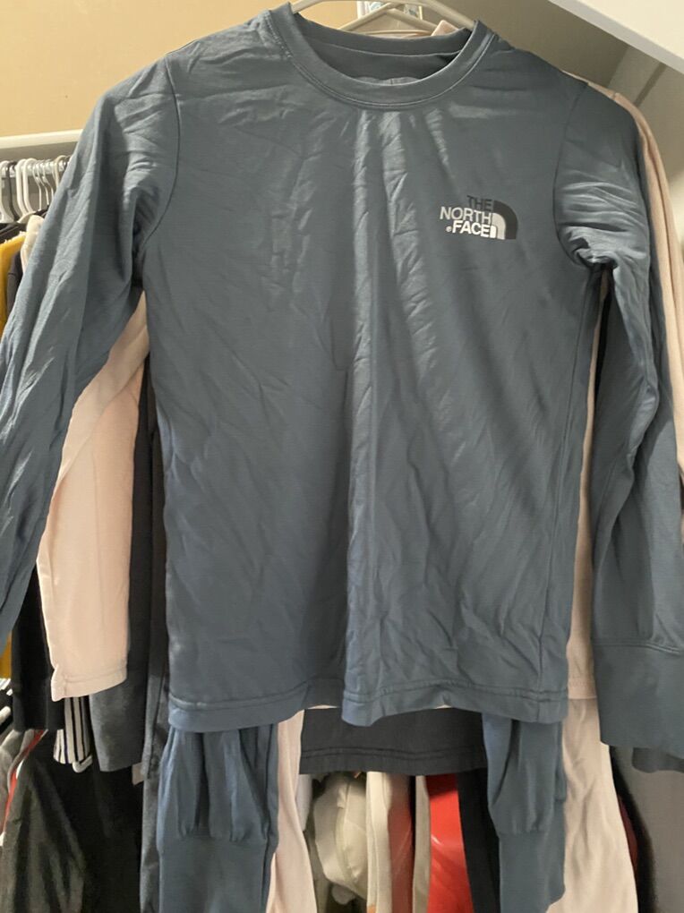 The North Face Thermal Set