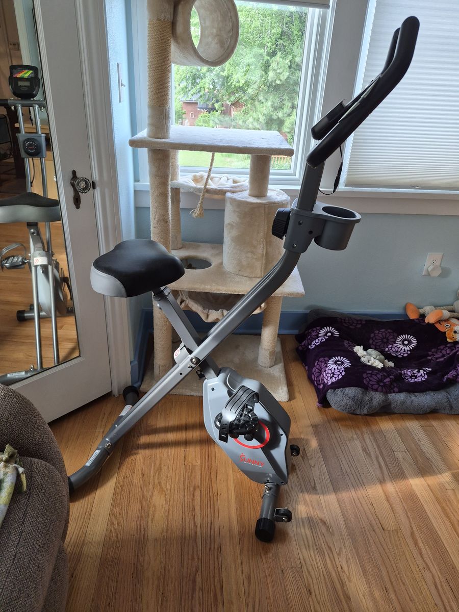 Sunny Health & Fitness Smart Folding X-Bike with Magnetic Resistance