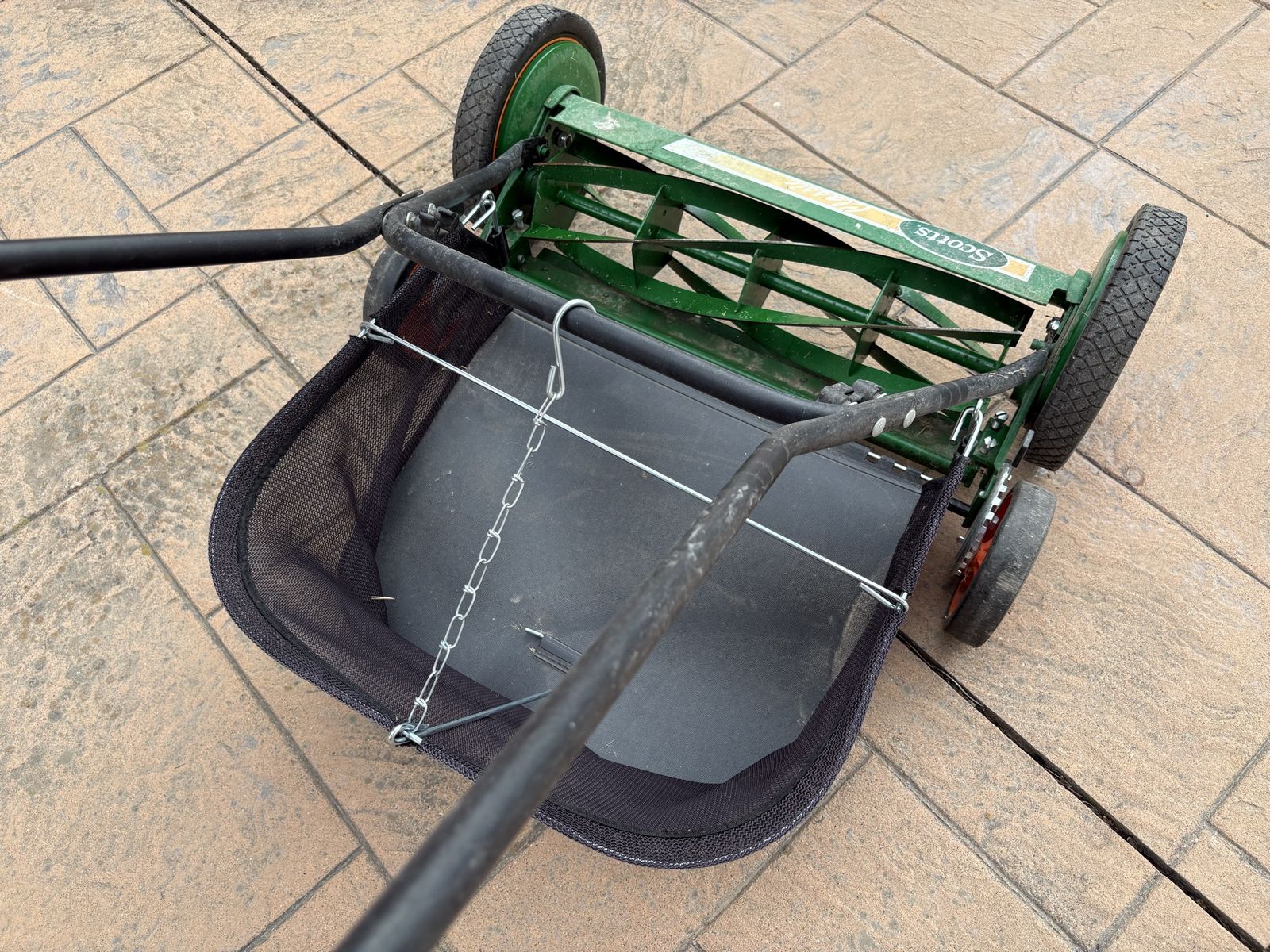 Main image 4